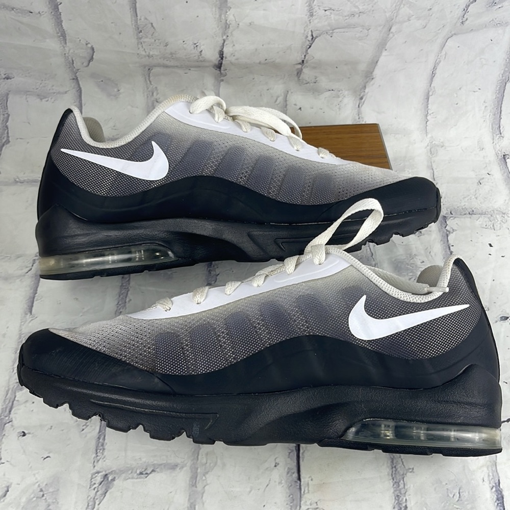 Nike Air Max Invigor Print 749688-010 Wolf Grey Black Men's Sneakers - Picture 7 of 9
